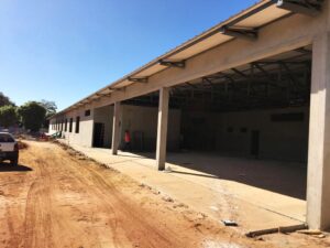 A obra da Escola 31 de Março é realizada em convênio com a Prefeitura de Canarana, um investimento na ordem de R$ 3,072 milhões
