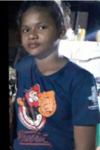 Menina de 11 anos desaparece em Porto Alegre do Norte, região Norte Araguaia, e sua família busca por informações que levem ao seu paradeiro.