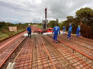 Três novas pontes, sendo duas de concreto e outra de madeira, devem ser liberadas para o tráfego neste mês de dezembro em Canarana.